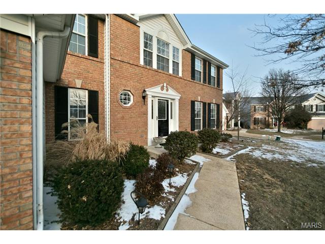 263 Arbor Crest Dr, Ballwin, MO 63021 photo 3