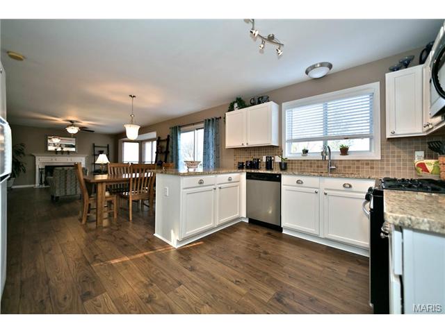 263 Arbor Crest Dr, Ballwin, MO 63021 photo 13