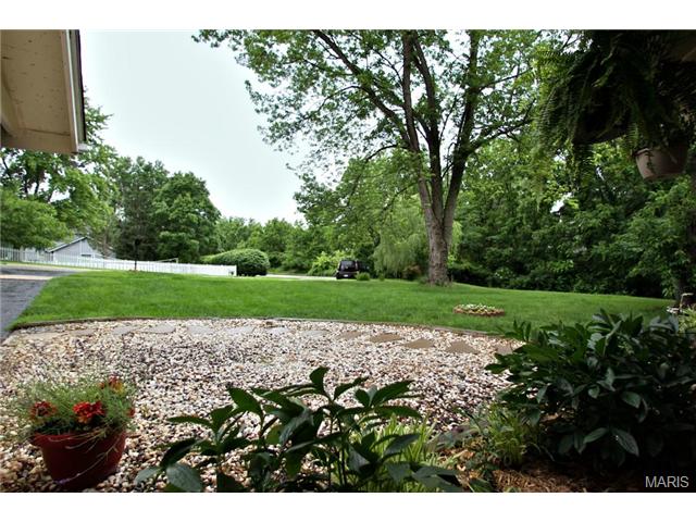 417 Applestone, Ballwin, MO 63021 photo 29