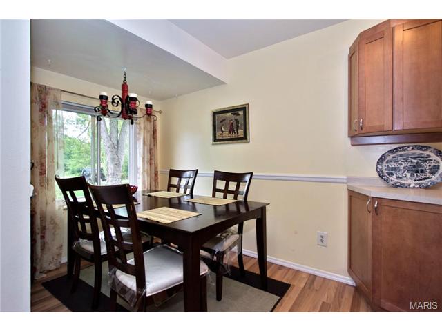 417 Applestone, Ballwin, MO 63021 photo 3