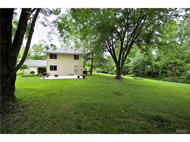 417 Applestone, Ballwin, MO 63021 photo 25