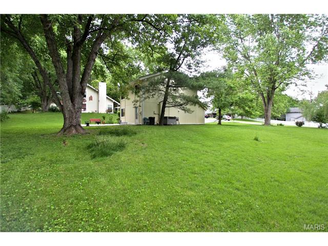 417 Applestone, Ballwin, MO 63021 photo 24