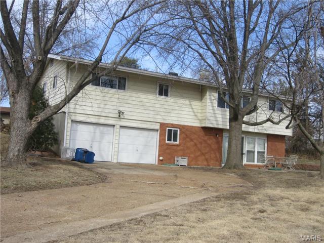 1138 Bromfield Ter, Ballwin, MO 63021 photo 3