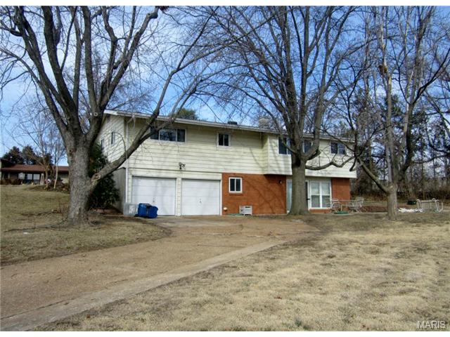 1138 Bromfield Ter, Ballwin, MO 63021 photo 2