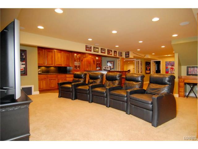 928 Kimswick Mnr, Ballwin, MO 63011 photo 24