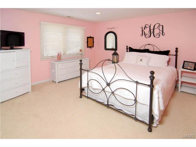 928 Kimswick Mnr, Ballwin, MO 63011 photo 21