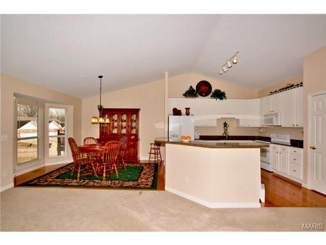 504 Villa Piazza Ct, O'fallon, MO 63366 photo 8