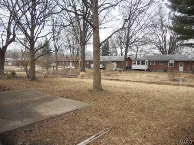 317 Ward Dr, Ferguson, MO 63135 photo 3
