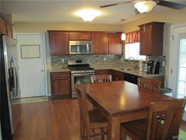 240 Coachman Way, O'fallon, MO 63368 photo 5
