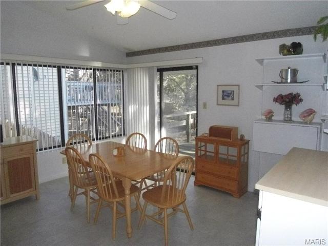 5422 Trailbend Dr, Black Jack, MO 63033 photo 3