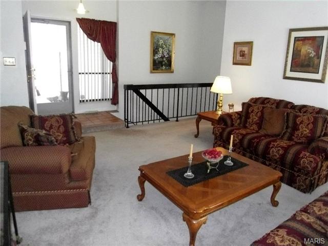 5422 Trailbend Dr, Black Jack, MO 63033 photo 7