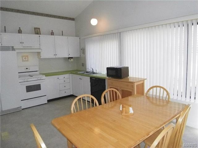 5422 Trailbend Dr, Black Jack, MO 63033 photo 9
