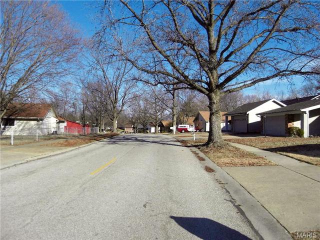 5422 Trailbend Dr, Black Jack, MO 63033 photo 26