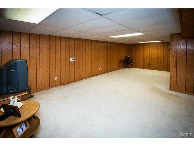 619 Butler Dr, Eureka, MO 63025 photo 9