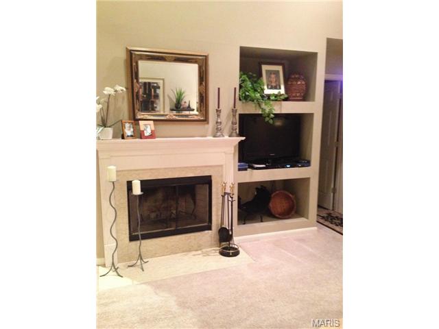 611 Hawk Run Dr, O'fallon, MO 63368 photo 5