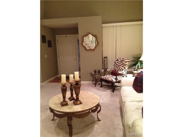 611 Hawk Run Dr, O'fallon, MO 63368 photo 6