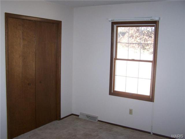 5568 Main, Augusta, MO 63332 photo 17