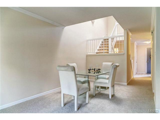 632 Walnut Rdg, Ballwin, MO 63021 photo 6