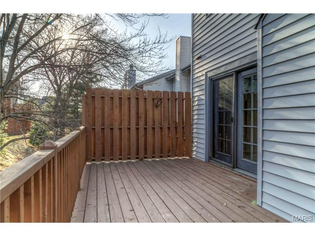 632 Walnut Rdg, Ballwin, MO 63021 photo 20