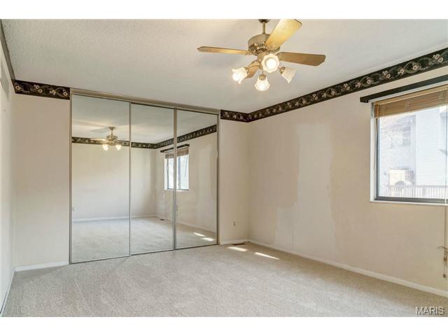 632 Walnut Rdg, Ballwin, MO 63021 photo 11