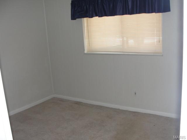 376 Sorrento Dr, Ballwin, MO 63021 photo 11