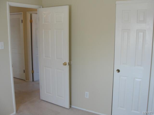 376 Sorrento Dr, Ballwin, MO 63021 photo 12