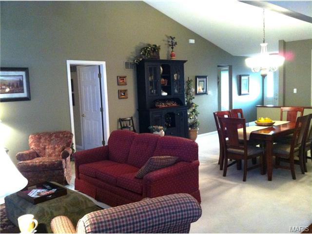 775 River Glen Dr, O'fallon, MO 63368 photo 2
