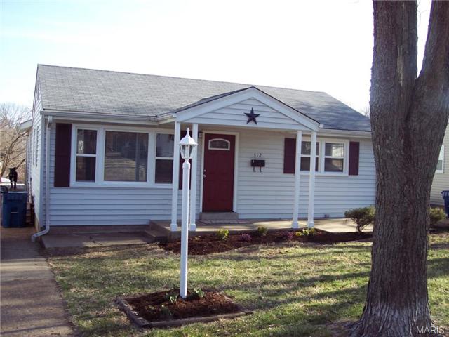 312 Hillcrest, Ballwin, MO 63021 photo 1