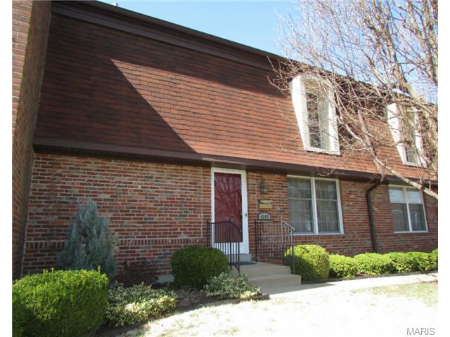4247 Forest Deville Dr, Saint Louis, MO 63129 photo 1