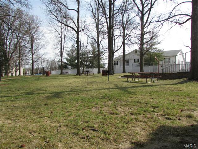 4247 Forest Deville Dr, Saint Louis, MO 63129 photo 16