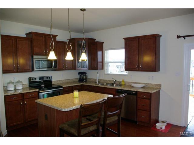 3109 Grace Hill Dr, O'fallon, MO 63367 photo 9