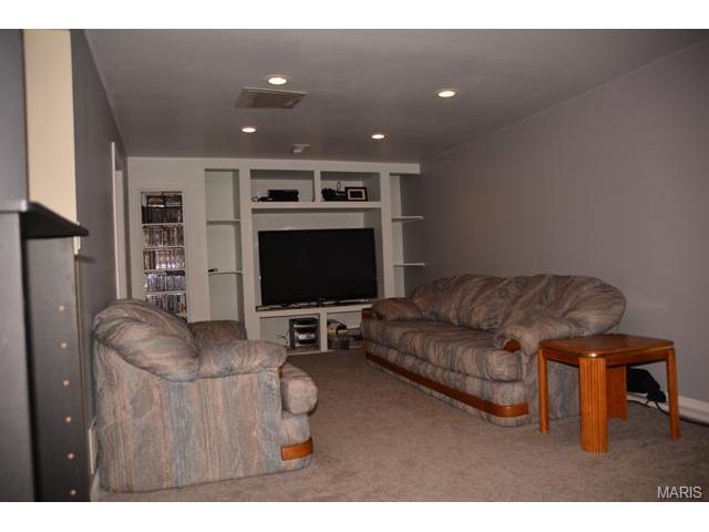 7 S Lang Dr, O'fallon, MO 63366 photo 15