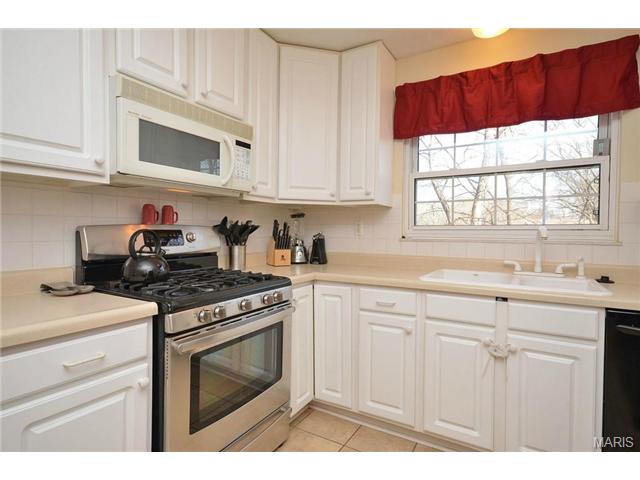 11 Calder, Ballwin, MO 63021 photo 5