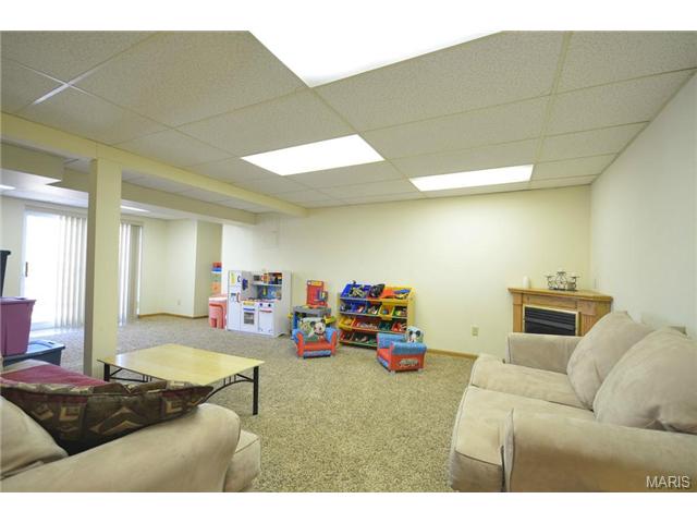 11 Calder, Ballwin, MO 63021 photo 25