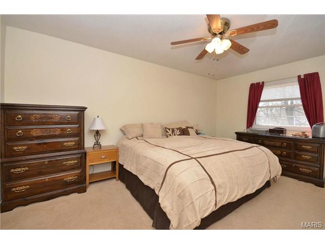 11 Calder, Ballwin, MO 63021 photo 18