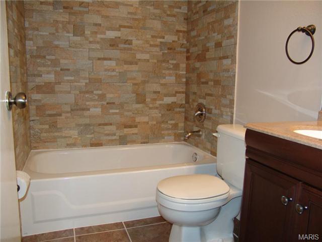 733 Ridgeside #I, Ballwin, MO 63021 photo 10