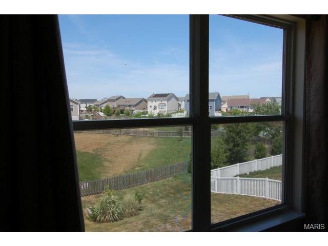 1911 Briarfield, Lake Saint Louis, MO 63367 photo 21