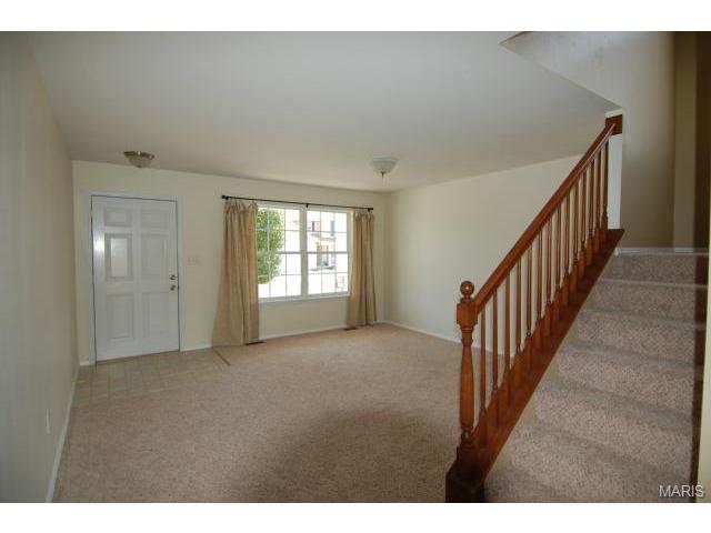 1911 Briarfield, Lake Saint Louis, MO 63367 photo 2