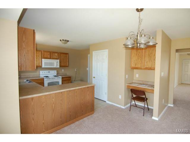 1911 Briarfield, Lake Saint Louis, MO 63367 photo 8