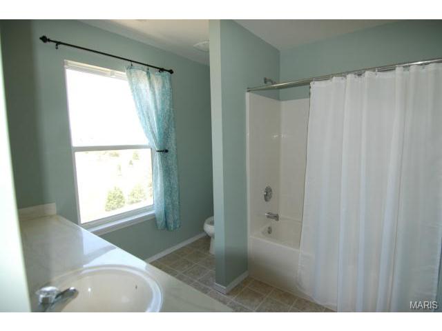 1911 Briarfield, Lake Saint Louis, MO 63367 photo 15
