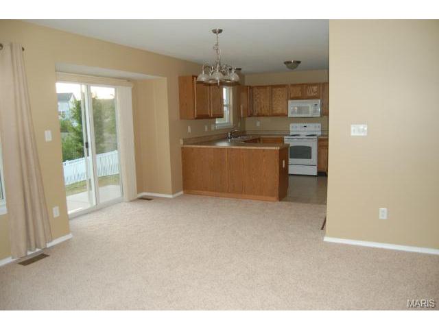 1911 Briarfield, Lake Saint Louis, MO 63367 photo 7