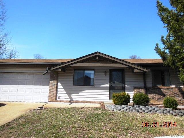 136 Shaw, Eureka, MO 63025 photo 1