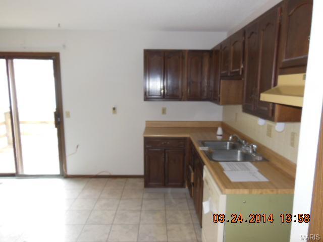 136 Shaw, Eureka, MO 63025 photo 4