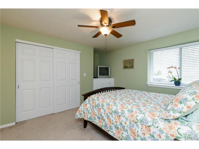 226 Cleta, Ballwin, MO 63021 photo 24
