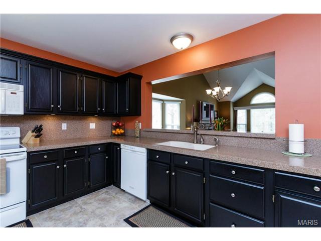 226 Cleta, Ballwin, MO 63021 photo 9