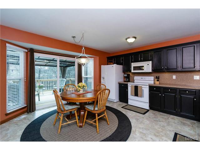 226 Cleta, Ballwin, MO 63021 photo 10