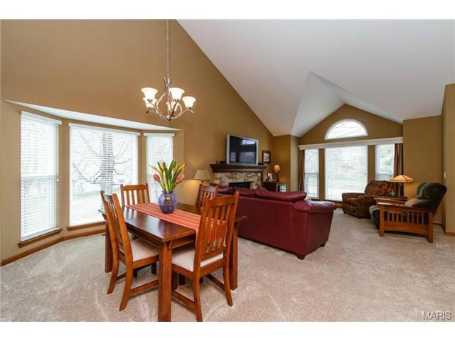 226 Cleta, Ballwin, MO 63021 photo 7
