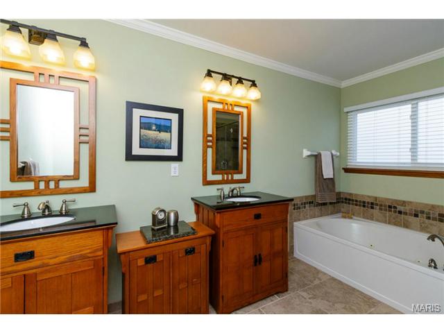 226 Cleta, Ballwin, MO 63021 photo 14