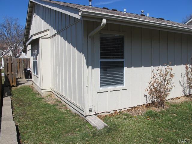 558 Spring Gln, Ballwin, MO 63021 photo 18