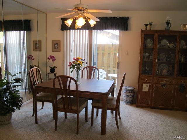 558 Spring Gln, Ballwin, MO 63021 photo 6